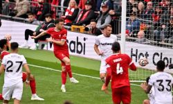 ليفربول يتغلب على وست هام ويقترب من حسم البريميرليغ